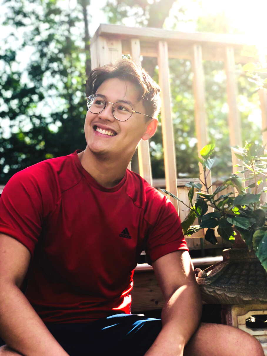 Man Wearing Red Shirt And Eyeglasses